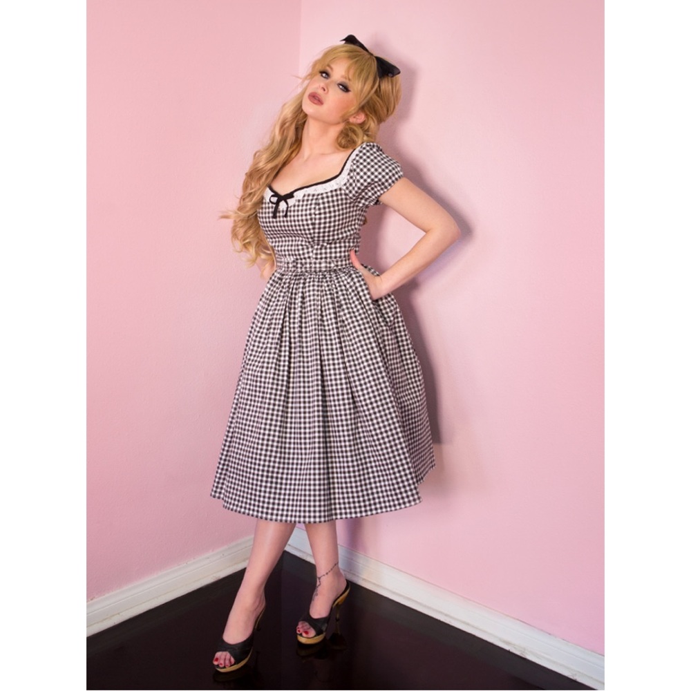 BARDOT BEAUTY SWING DRESS IN BLACK GINGHAM  size 4X in Good Used Condition